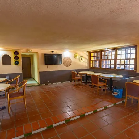 Fuerte De Nagüeles Hostal *